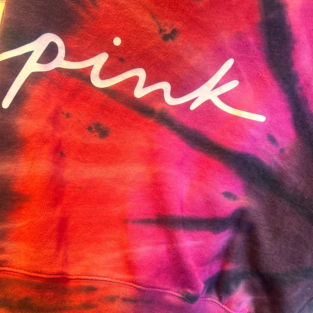 PINK Victoria's Secret Red and Purple Crop Top